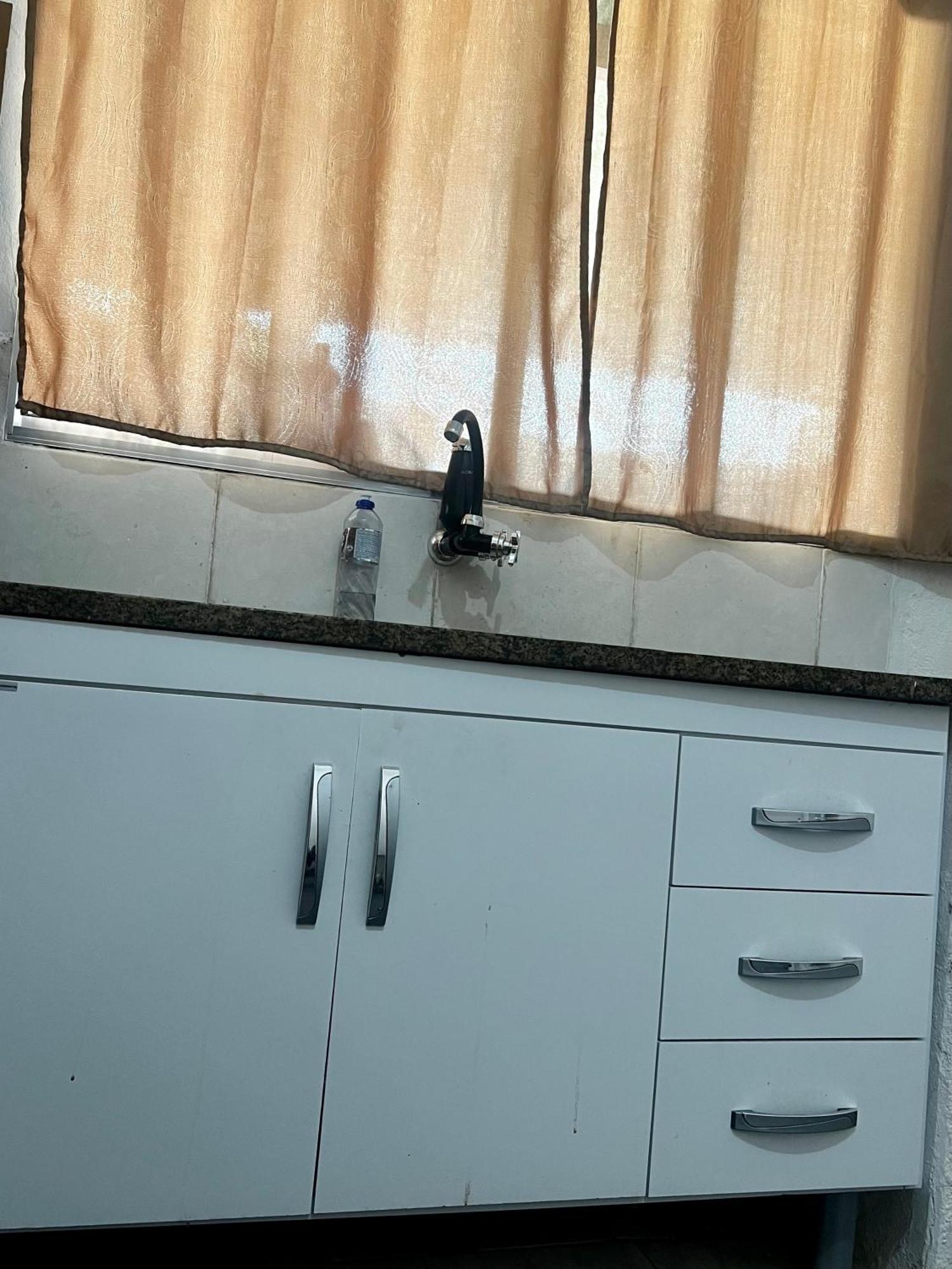 Casa De Fundo Aconchegante 4 Solteiros Ou 5 Se 2 Pessoas Na Casal *